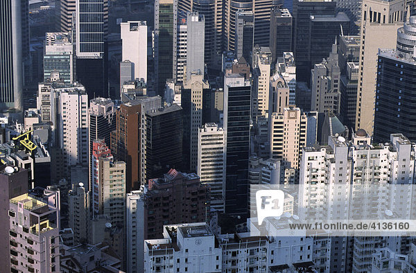 Blick vom The Peak über Central  Hongkong  Hong Kong Island  China