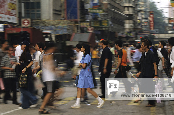 Pedestrians on Nathan Road  Kowloon  Hong Kong  China