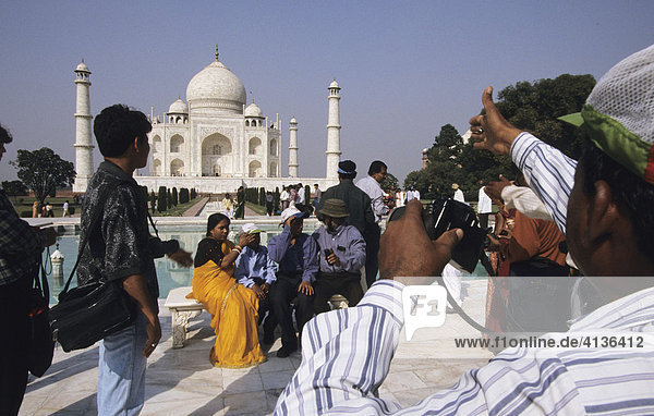 Taj Mahal  Grabmal  Agra  Uttar Pradesh  Indien