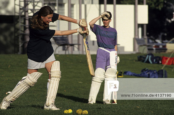 Training of a women's cricket team in Auckland  Northern Island  New Zealand