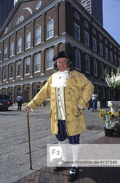 Man in historic clothes in front of the Boston Custom House  Boston  Massachusetts  USA  United States of America