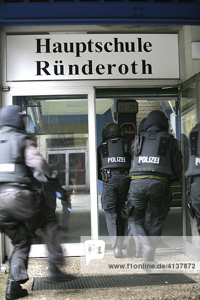 Exercise of a Police SWAT Team  Germany