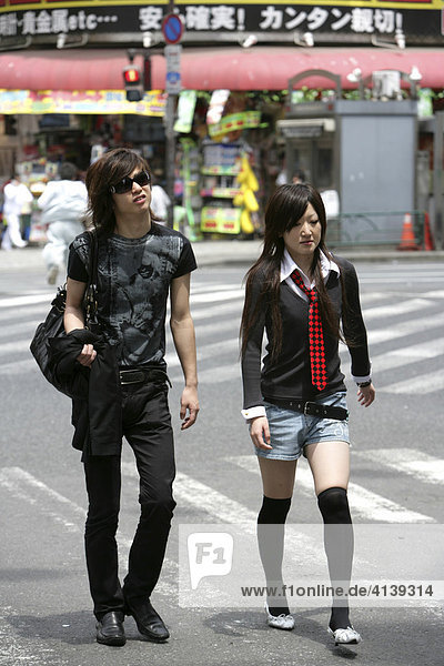 Japan  Tokyo: Young  fashioned couple in Shinjuku