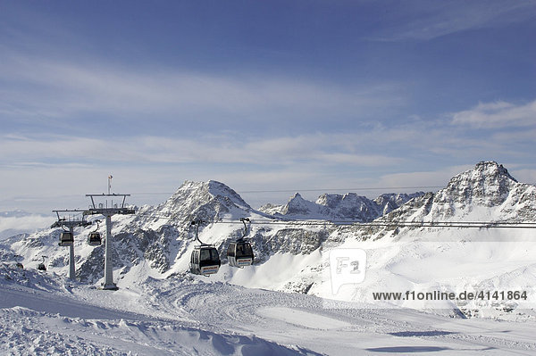 Gondola lift  Moelltalgletscher (Moell Valley Glacier) ski area  Carinthia  Austria  Europe