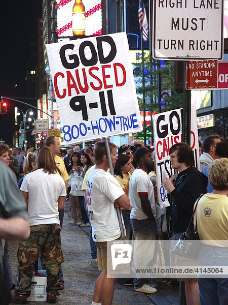 USA  United States of America  New York City: Times Square. Religious group  demonstration.