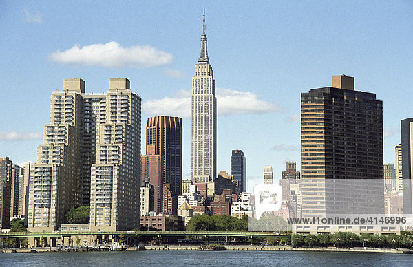 Manhattan mit Empire State Building (M)  Manhattan  New York City  USA.
