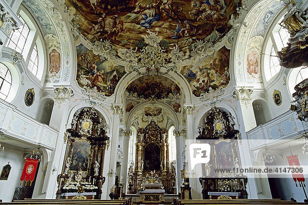 Barocke Pfarrkirche St. Katharina von Johann Georg Fischer  Wolfegg  Oberschwaben  Baden-Württemberg  Deutschland  Europa