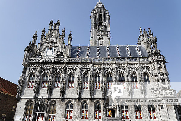 Rathaus (Stadthuis) aus dem 15. Jh  Middelburg  Walcheren  Zeeland  Niederlande  Europa