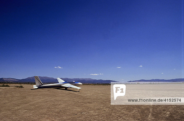 Segelflugzeug am Minden Tahoe Airport  Nevada  USA