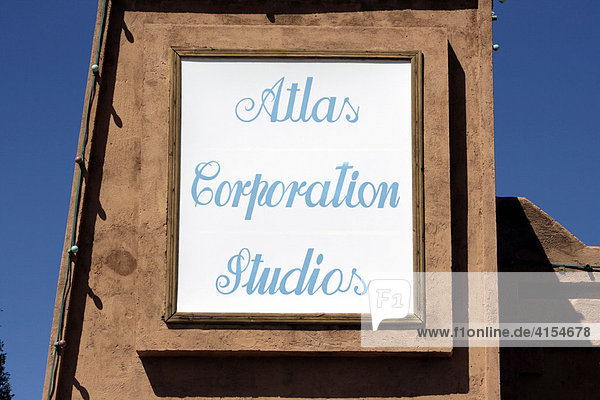 Firmenschild der Atlas Corporation Studios. Ouarzazate Marokko.