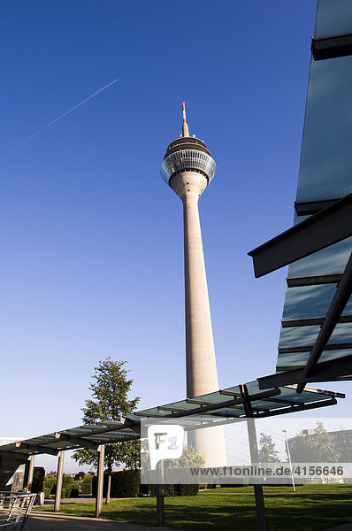 Fernmeldeturm Düsseldorf Nordrhein Westfalen Deutschland