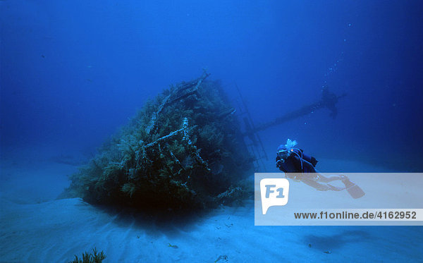 Unknown shipwreck off the coast of Cuba  Caribbean