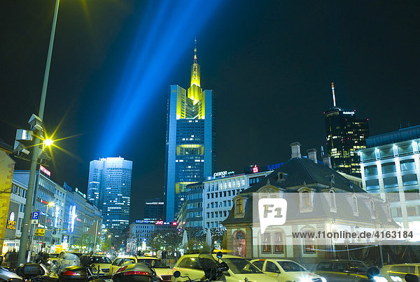 Frankfurt bei Nacht  besondere Beleuchtung anläßlich der Luminale  Biennale der Lichtkultur  Frankfurt  Deutschland