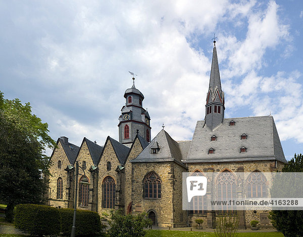 Markuskirche  frühgotische Basilika aus dem 15. Jahrhundert  dreischiffige Hallenkirche  Butzbach  Hessen  Deutschland  Europa