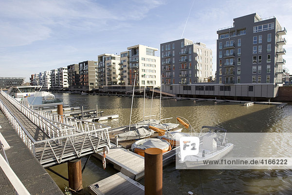 Moderne Luxuswohnungen Am Westhafen Mit Dirketem Bootsanleger Westhafenplatz Frankfurt Am Main Hessen Deutschland