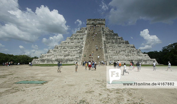Mayastadt  Kukulkan-Pyramide in Chichen Itza  Yucatan  Mexiko Chichen Itza  Yucatan  Yukatan  Mexiko