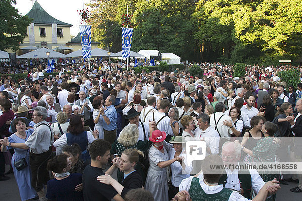 Festival Kocherlball in English Garden in Munich - morning - Bavaria