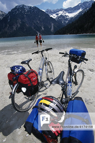 Koenig Ludwig-Tour  Lake Plansee  Tyrol  Austria