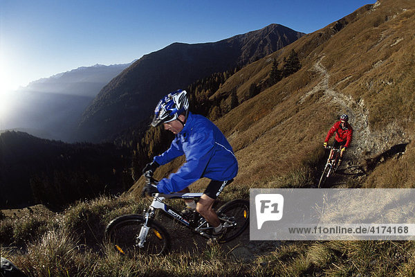 Mountainbiker  Serfaus  Tirol  Österreich