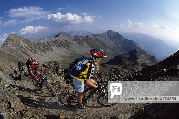 Mountainbiker  Arosa  Graubünden  Schweiz
