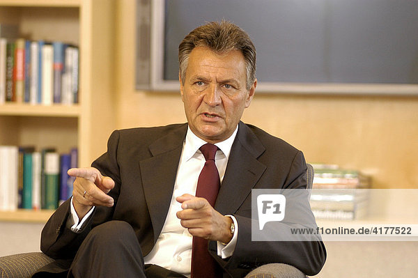 Michael Frenzel  CEO Vorstand der TUI AG im Gespräch