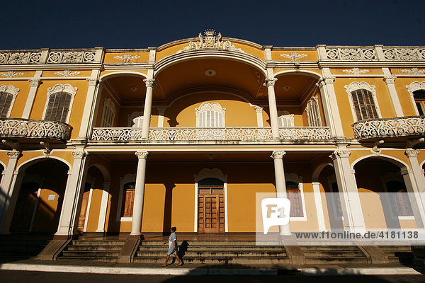 Renovated colonial building  Banco de America Central in Granada  Nicaragua  Central America
