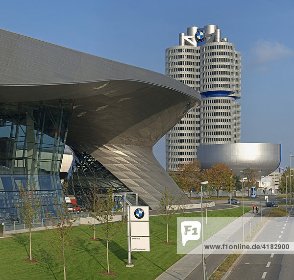 BMW Welt (Auslieferungs- und Eventzentrum) am Georg-Brauchle-Ring in München  Bayern  Deutschland