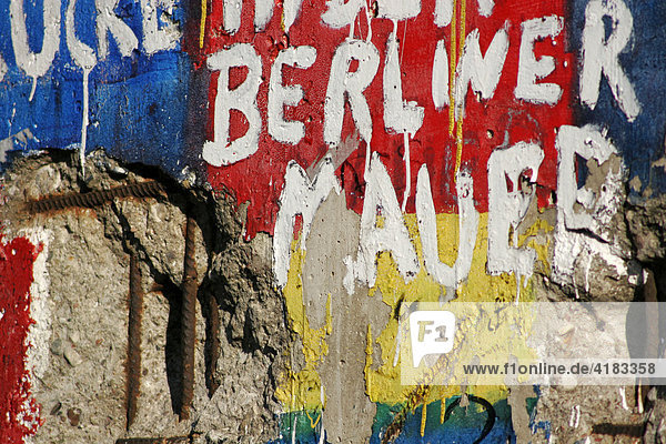 Stück der Berliner Mauer  Berlin  Deutschland  Europa