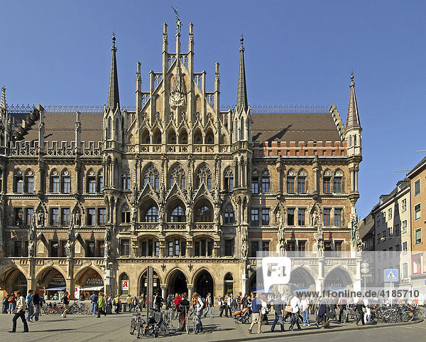 Rathaus am Marienplatz  München  Deutschland