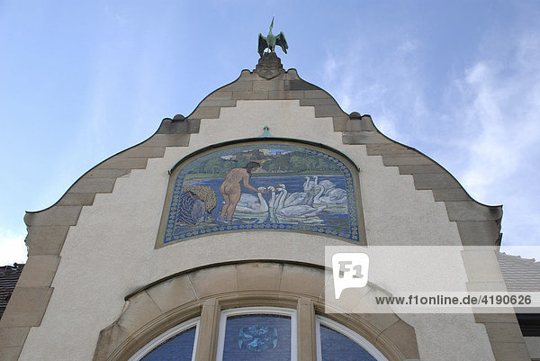 Fassade mit Mosaik Jugendstilbad Merkelsches Schwimmbad  Esslingen am Neckar  Baden Württemberg  Deutschland