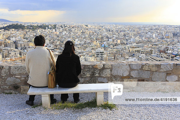 Blick auf Athen von der Akropolis nach Süden  Athen  Griechenland