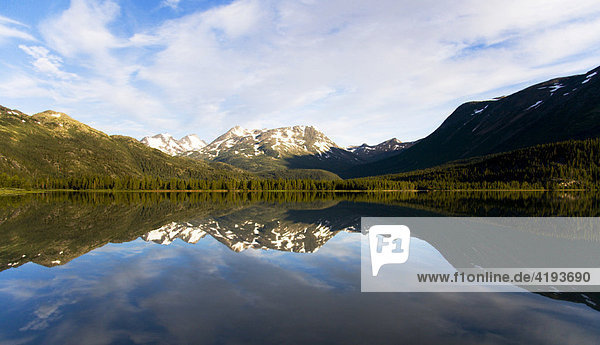 Lake Lindeman im Morgenlicht  Chilkoot Trail  Britisch-Kolumbien  Kanada