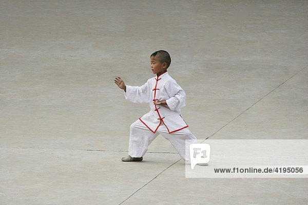 Taji show  children at a Kungfu presentation  Chenjiagou  Henan  China