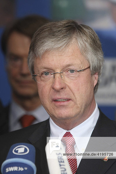 Hubertus Schmoldt chairman of the IG BCE Union