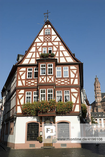 Historisches Weinhaus zum Spiegel. Augustinergasse. Altstadt. Rheinland Pfalz. Mainz