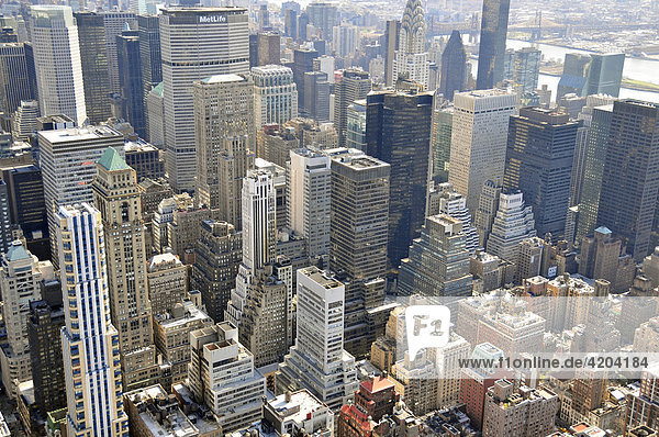 Blick vom Empire State Building über Midtown  Manhattan  New York City  USA