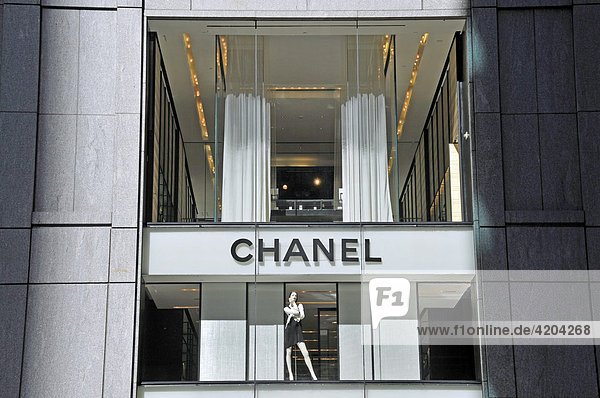 Ladengeschäft der Mode- und Kosmetikmarke CHANEL in Manhattan  New York City  USA