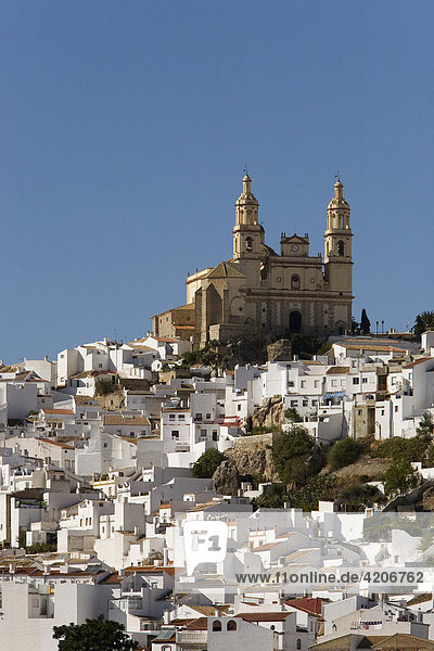 Kirche Nuestra Senora de la Encarnacion  Festung  Olvera  Andalusien  Spanien