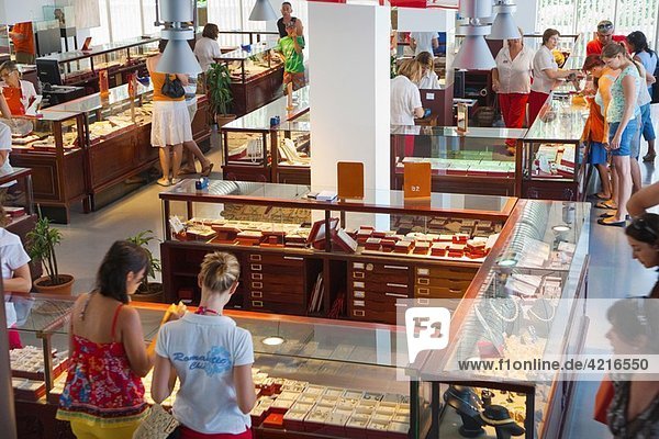 Exhibition and sale. Majorica artificial pearl factory. Manacor. Majorca. Balearic Islands. Spain.