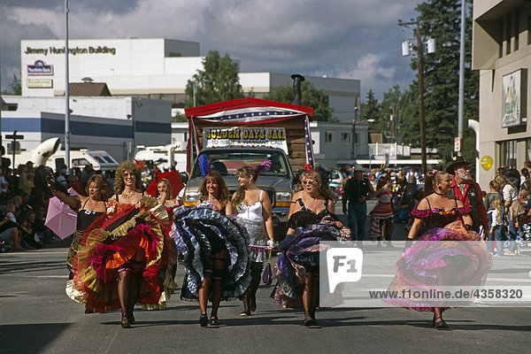 Sommer Alaska Fairbanks Parade