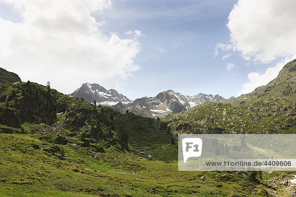 Österreich  Tirol  Kaunertal  Blick auf die Bergketten