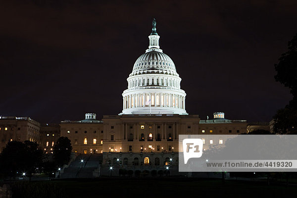 Hauptstadt der Vereinigten Staaten bei Nacht  Washington DC  USA