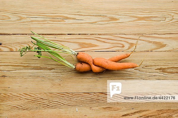 Bizarre tied carrots