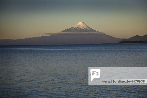 Llanquihue-See und Vulkan Osorno  Puerto Varas  Chile