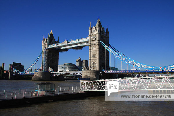 Great Britain  England  UK  United Kingdom  London  travel  tourism  Tower Bridge  landmark  bridge  Thames  river  flow
