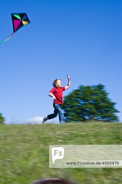 Boy mit kite