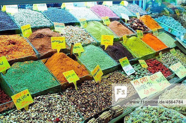 Turkey  Istanbul  Eminoenue  Spice Bazaar  Egyptian Bazaar  Display of Spices
