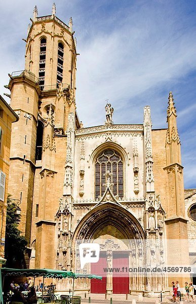 Saint Sauveur Cathedral  Aix-en-Provence  Provence  France