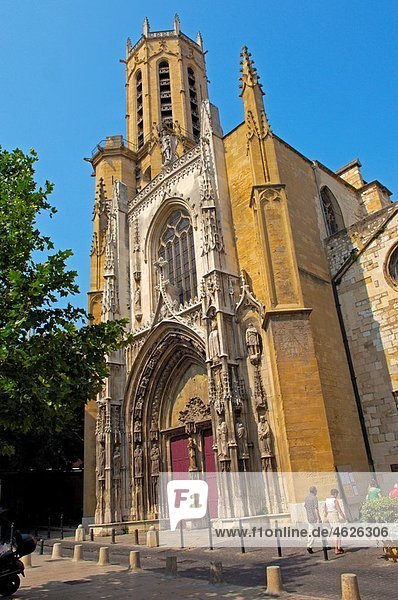 Saint-Sauveur cathedral  Aix-en-Provence. Bouches-du-Rhone  Provence-Alpes-CÃ™te dÂ¥Azur  France