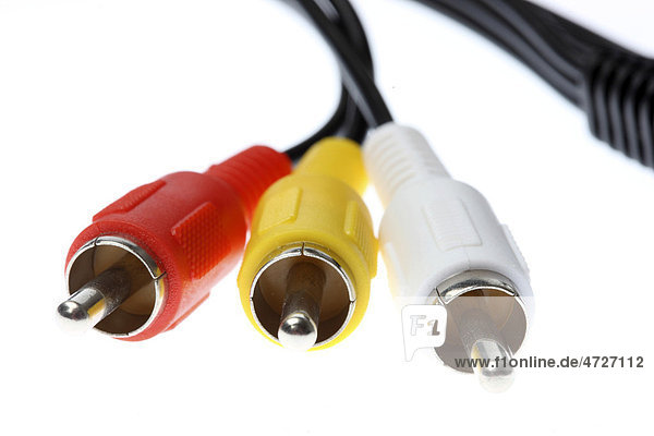 RCA cable and plugs for the transmission of audio and video signals